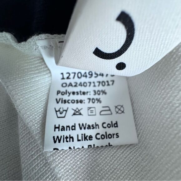 Commense Knit Top Long Sleeve Black White Reversible Sweater SZ L NEW - Picture 10 of 11